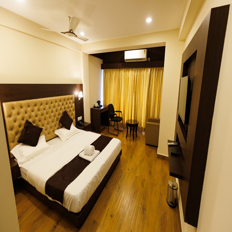 Deluxe Room at San Vista Boarding and Lodging